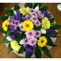 БУКЕТИ ОТ СМЕСЕНИ ЦВЕТЯ